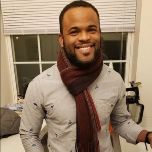 Meet your Posher, Dominique